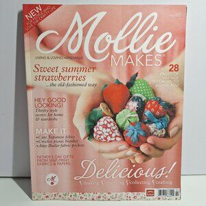 Mollie Makes Issue 2 2011 UK Magazine Japanese Felties Summer Crafts Crochet
